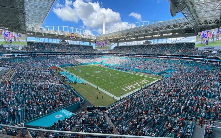 常规赛,辽宁迎战吉,赵继伟亮点,足球比分,足球直播,足球比分直播,球探体育